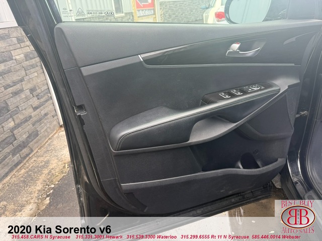 2020 Kia Sorento V6 AWD