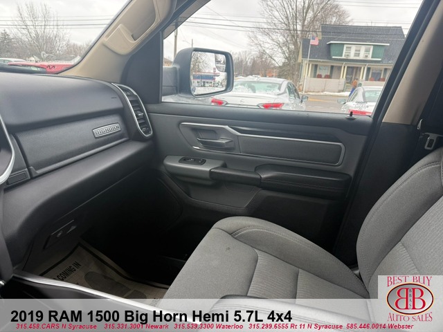 2019 RAM 1500 Big Horn Hemi 5.7L Crew Cab 4X4
